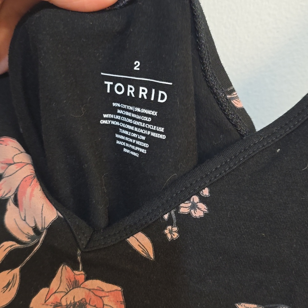 Torrid 2x  Black and Pink Floral Halter Top - Picture 2 of 2